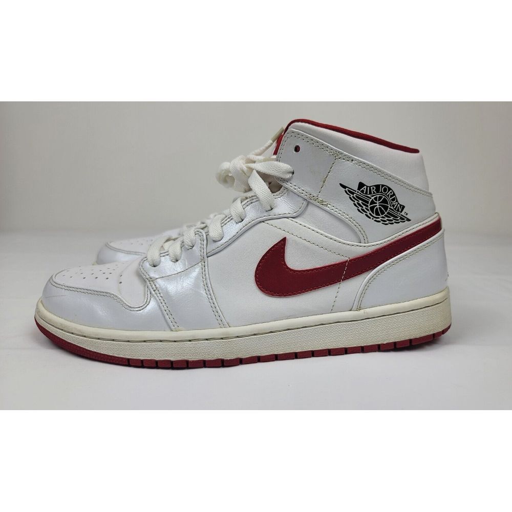 Nike Air Jordan 1 Mid Basketball Shoes‎ Mens 10.5. 2014 White Gym Red Sneakers.